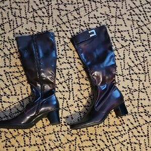 Elegant Black/Brown Leather Knee-High Boots Size 6.5